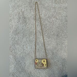 Coach Signature Wallet On Chain